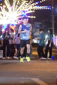 BIB: 41998
                            <button type="button" onclick="openModal(23053469)" class="btn btn-primary btn-sm float-right btn-popup" data-toggle="modal" data-target=".modal-high-quality">
                        <i class="fas fa-shopping-cart"></i> Add to Cart
                    </button>
                                            <button type="button" onclick="isThisMe(23053469, true)" class="btn btn-success btn-sm float-right btn-popup btn-isme hidden" data-toggle="tooltip" data-placement="bottom" title="นี่คือรูปของคุณใช่ไหม คลิกที่นี่เพื่อเอาเข้าอัลบั้ม">
                        <i class="fas fa-plus"></i> Add to album
                    </button>
                    <button type="button" onclick="isThisMe(23053469, false)" class="btn btn-warning btn-sm float-right btn-popup btn-isnotme hidden">
                        <i class="fas fa-ban"></i> Remove from album
                    </button>